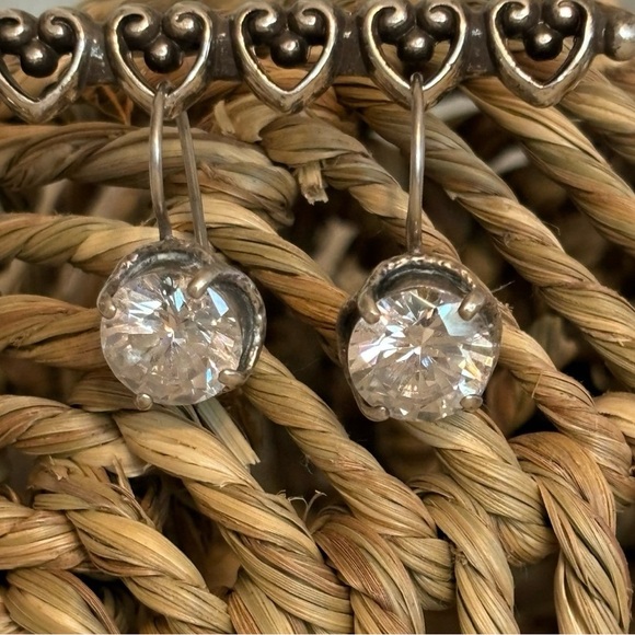 Silpada Sterling Silver ‘Center Stage’ Cubic Zirconia Earrings W1863 - Picture 6 of 14